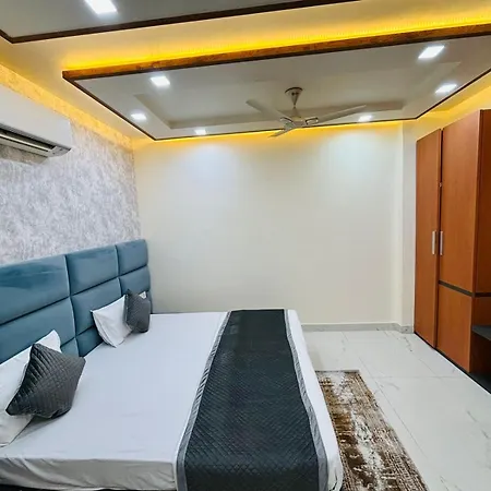 Hotel Town Grand